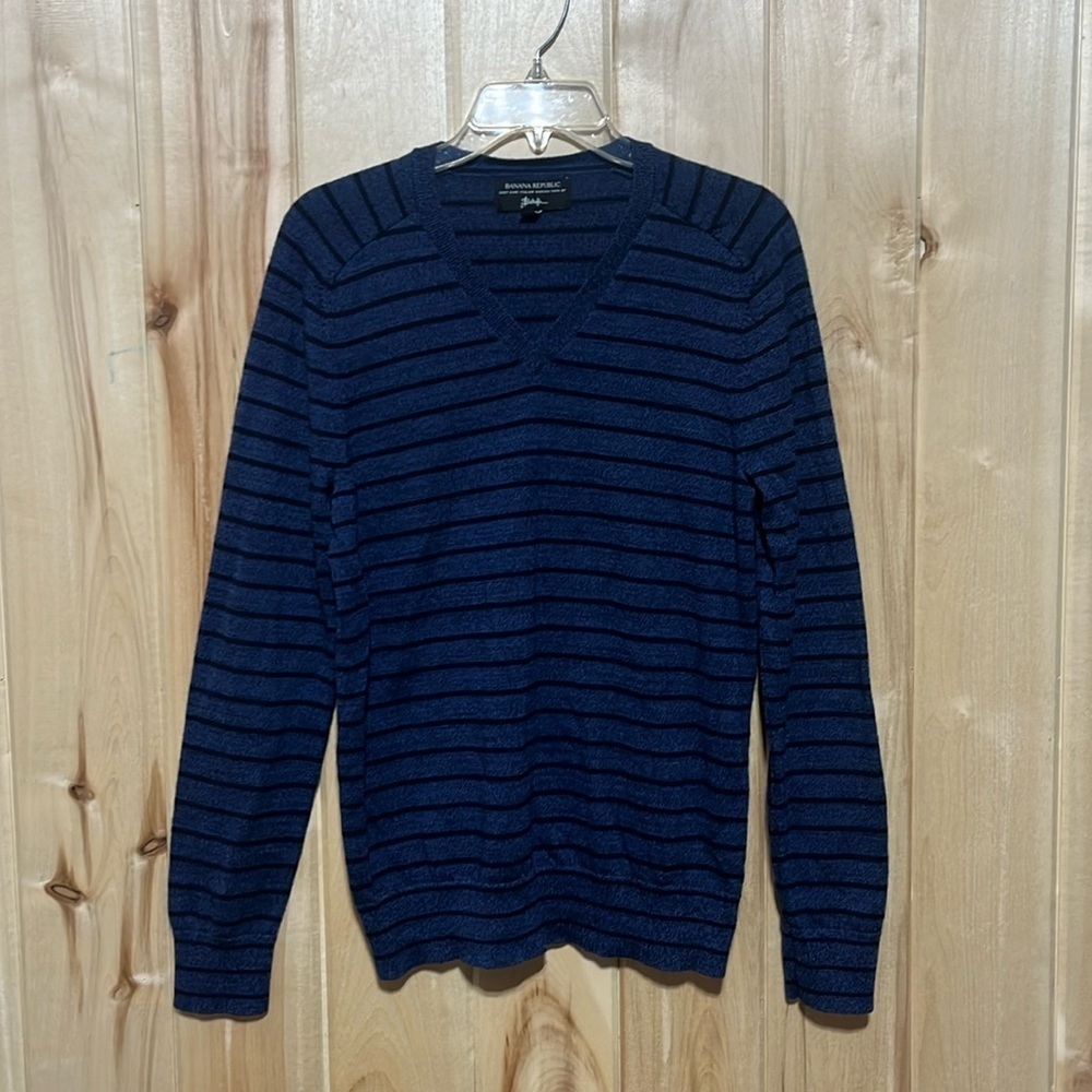 Banana Republic Blue Italian‎ Merino Yarn by Baruffa V- Neck Sweater Mens Size M